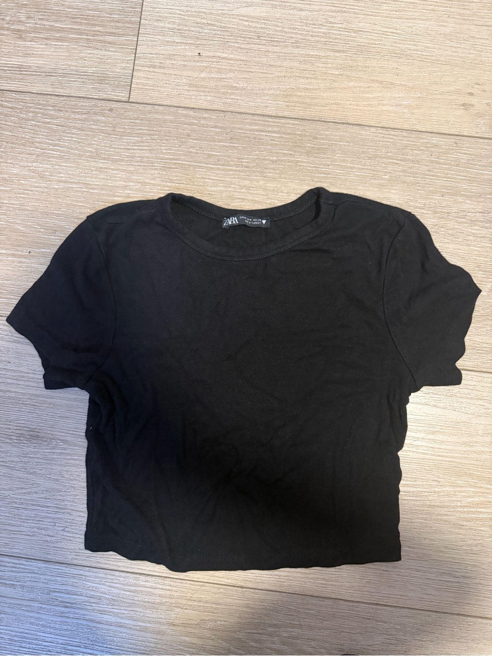Zara Black Short Sleeve Cropped Tee